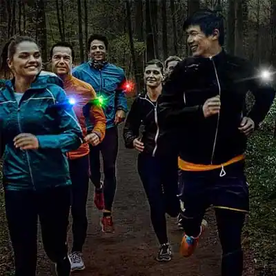 Orbiloc Sicherheitslicht beim Joggen am Arm