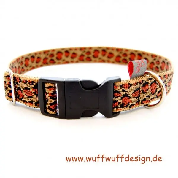 Hundehalsband Exklusiv African Safari von WuffWuffDesign – stilvoll, robust und aus atmungsaktiver Baumwolle gefertigt.